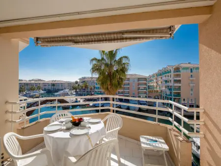 Appartement vue mer et port à Fréjus, 45 m² : photo 2