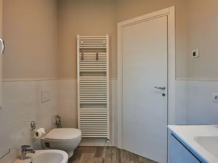 Cà Ben, appartement rénové 70 m² à Dongo : photo 23