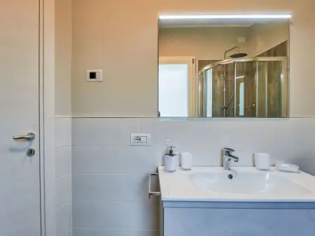 Cà Ben, appartement rénové 70 m² à Dongo : photo 25