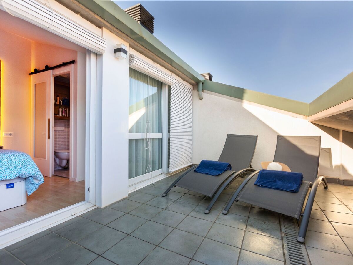 Industria – Appartement 2 niveaux à 300 m de la plage - Photo 1