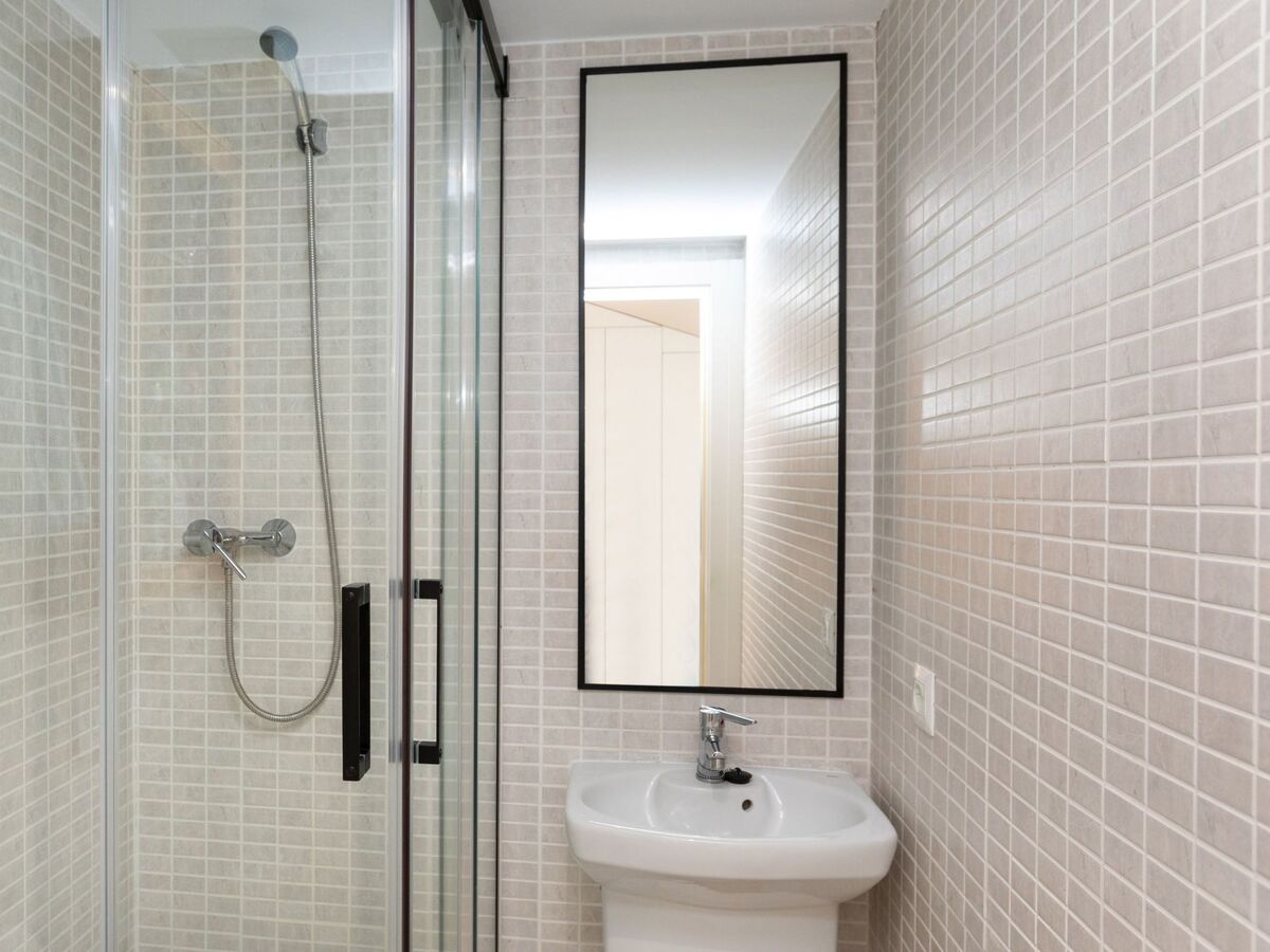 Industria – Appartement 2 niveaux à 300 m de la plage - Photo 17
