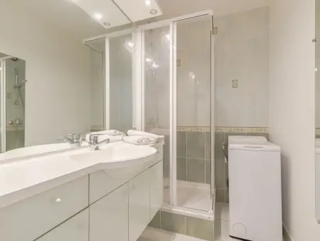 Appartement vue mer, balcon sud-ouest, 100 m de la plage : photo 13