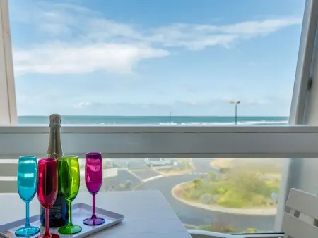 Appartement vue mer, balcon sud-ouest, 100 m de la plage : photo 16