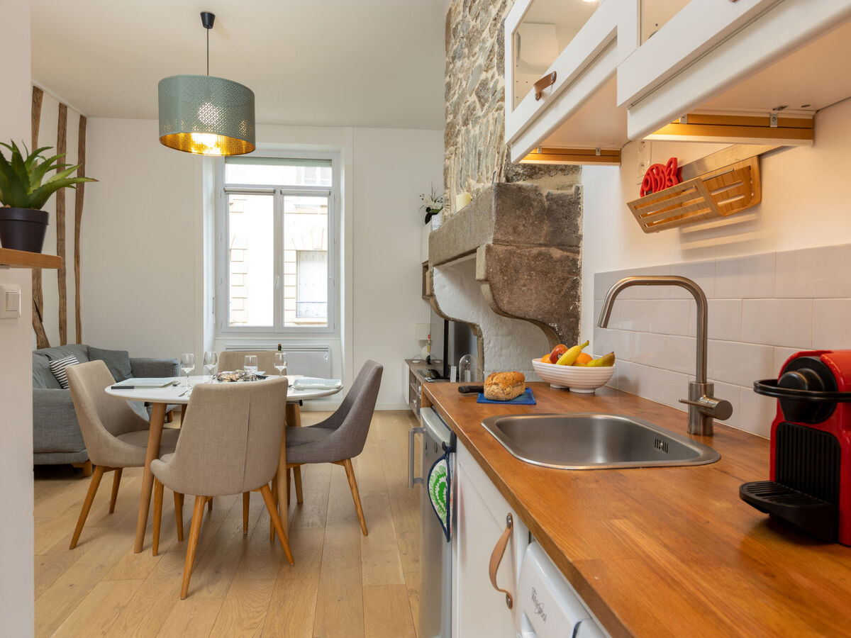 Le Clemenceau - Apt 2 pièces rénové à 300m de la mer - Photo 5