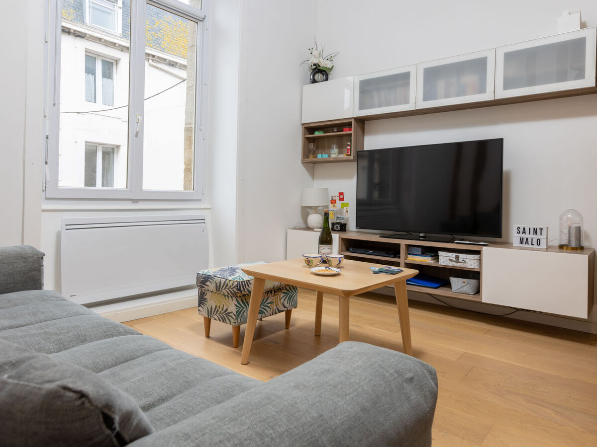 Le Clemenceau - Apt 2 pièces rénové à 300m de la mer - Photo 8