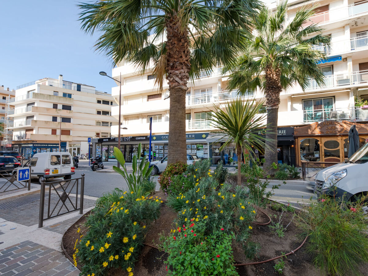 Apt Le Préconil - 2 chambres, balcon vue mer à Sainte-Maxime - Photo 14