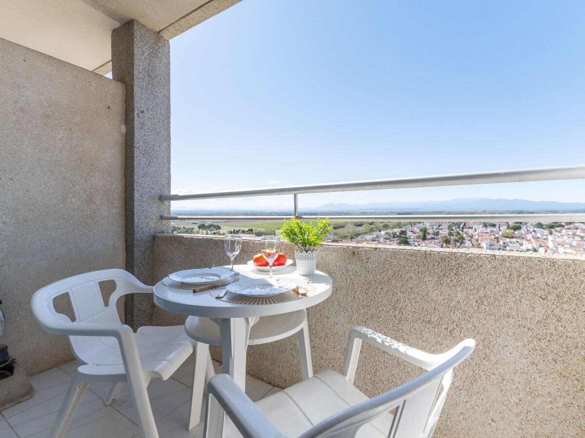 Studio 25 m² Empuriabrava, 11e étage, 50 m de la plage - Photo 1