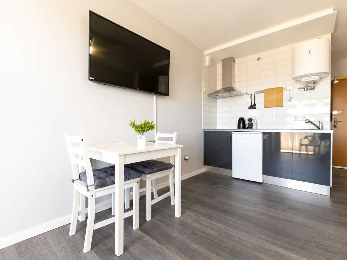 Studio 25 m² Empuriabrava, 11e étage, 50 m de la plage - Photo 6
