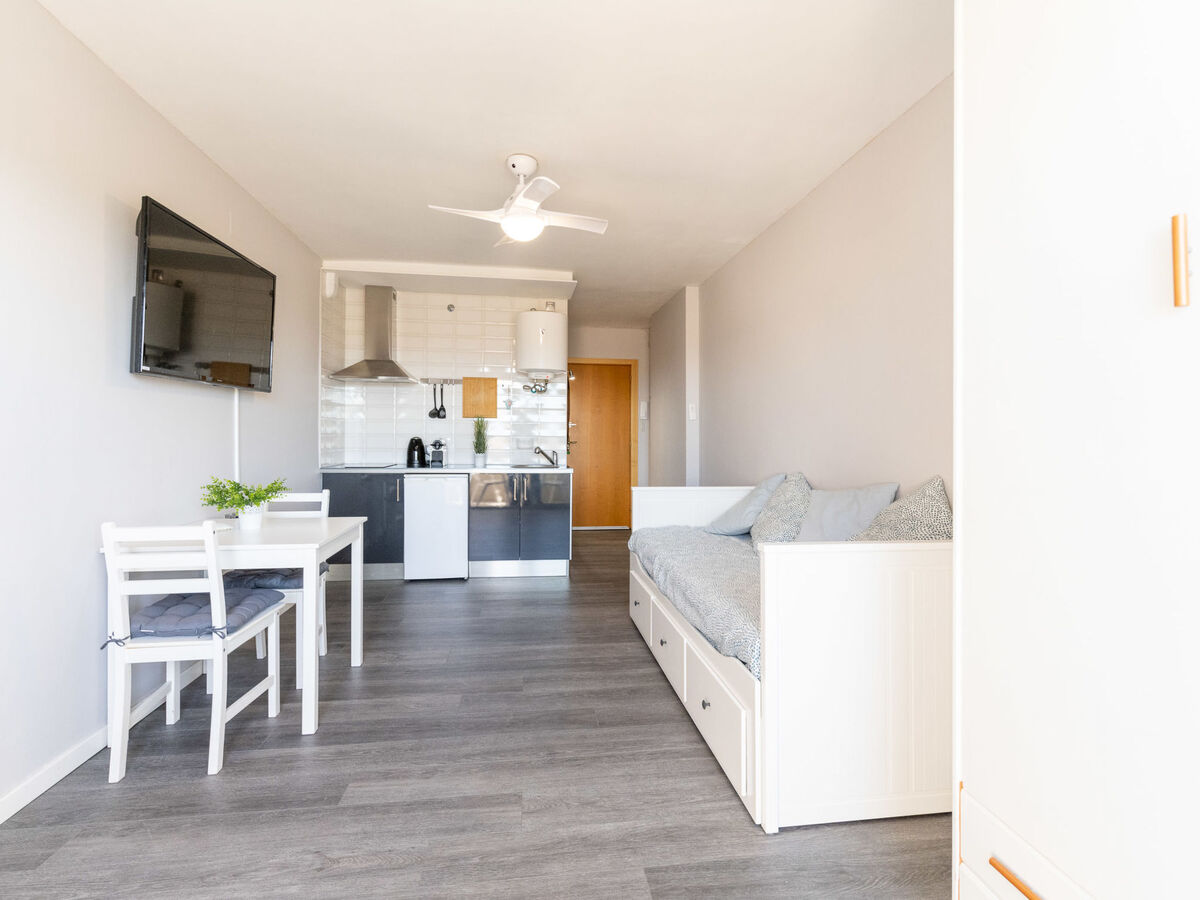 Studio 25 m² Empuriabrava, 11e étage, 50 m de la plage - Photo 9