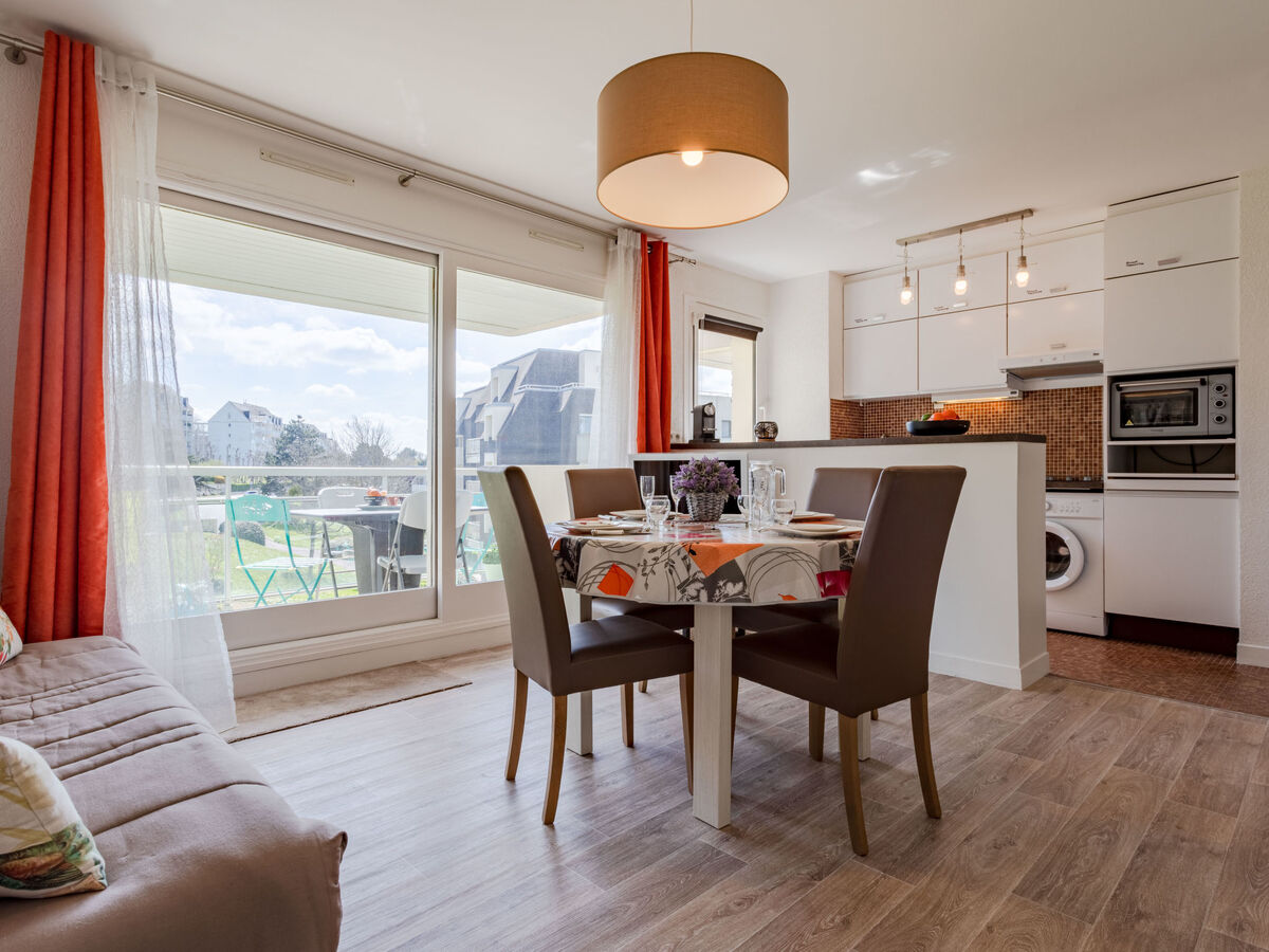 Appartement Trouville-sur-Mer, balcon sud, vue mer latérale - Photo 2