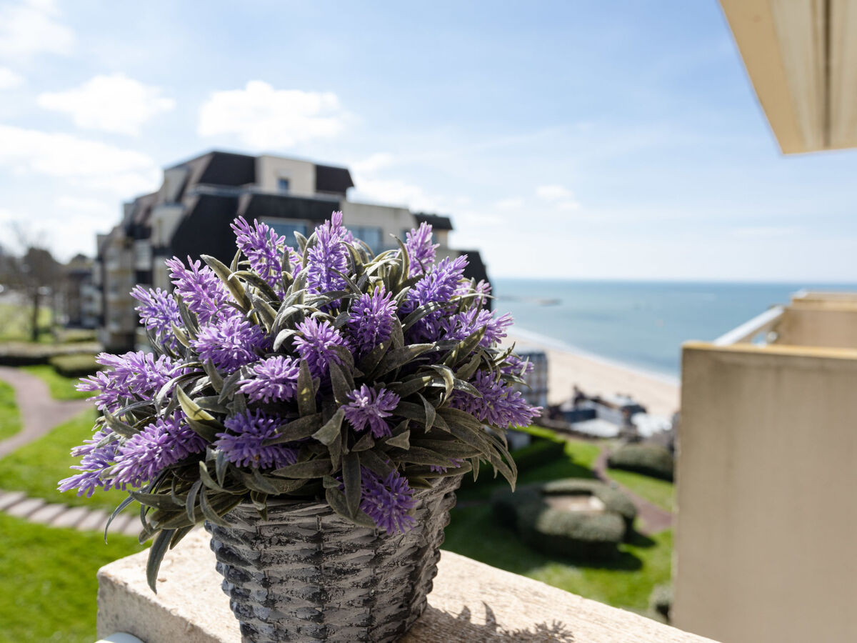 Appartement Trouville-sur-Mer, balcon sud, vue mer latérale - Photo 3