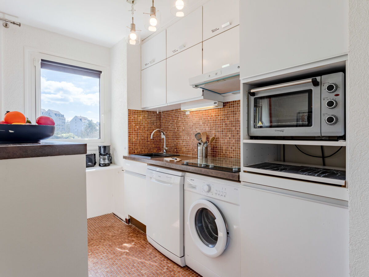 Appartement Trouville-sur-Mer, balcon sud, vue mer latérale - Photo 12