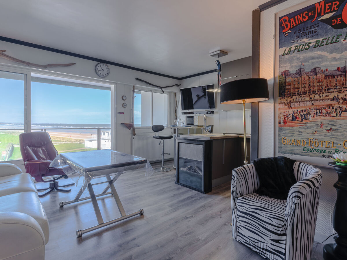 Appartement Les Dunes vue mer à Cabourg - Photo 2