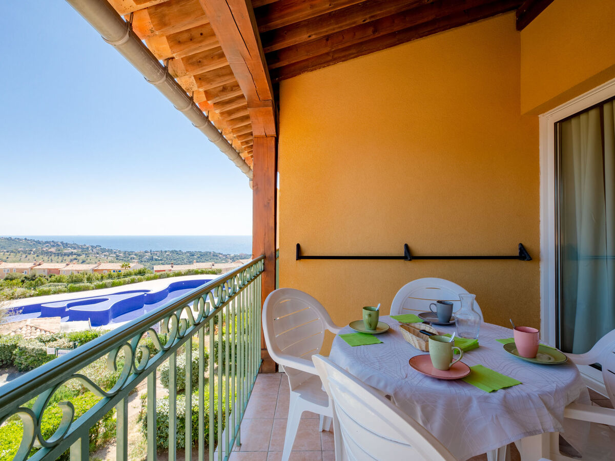 Apt 2 pièces vue mer aux Issambres, piscine - Photo 1