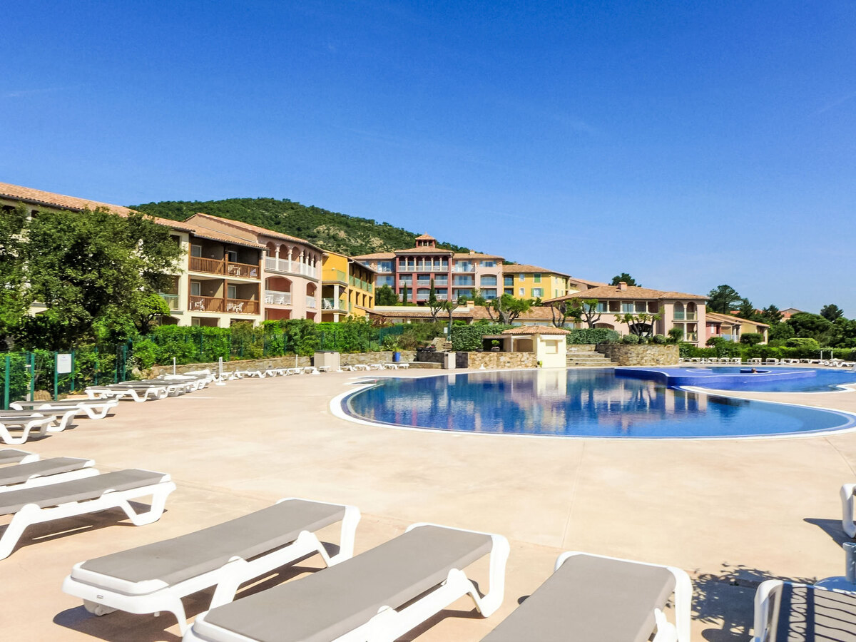 Apt 2 pièces vue mer aux Issambres, piscine - Photo 15