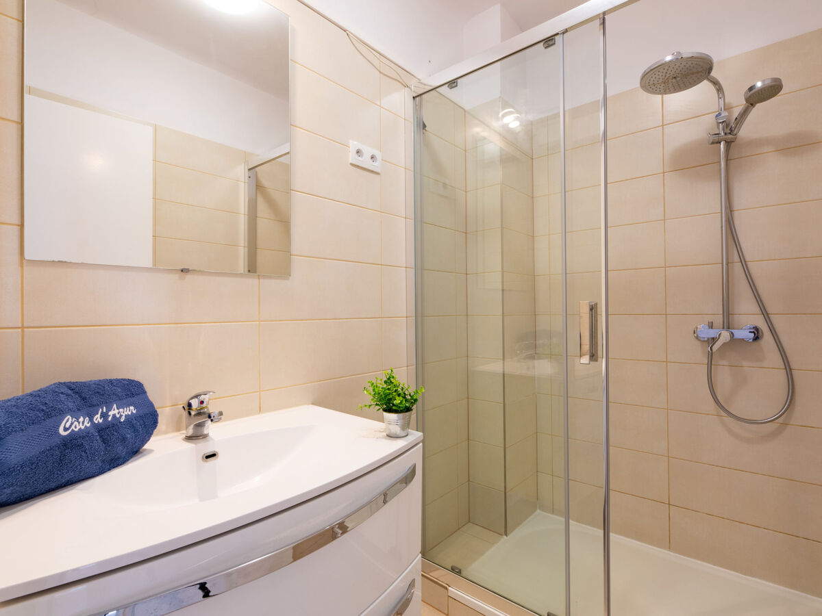 Le Cyrnos – Apt 3 chambres, vue mer à 70 m - Photo 16