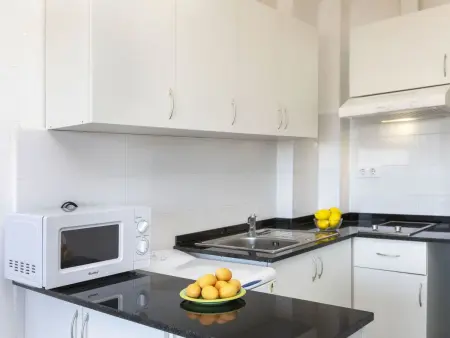 Appartement Montseny à 50 m de la plage Torre Valentina : photo 4