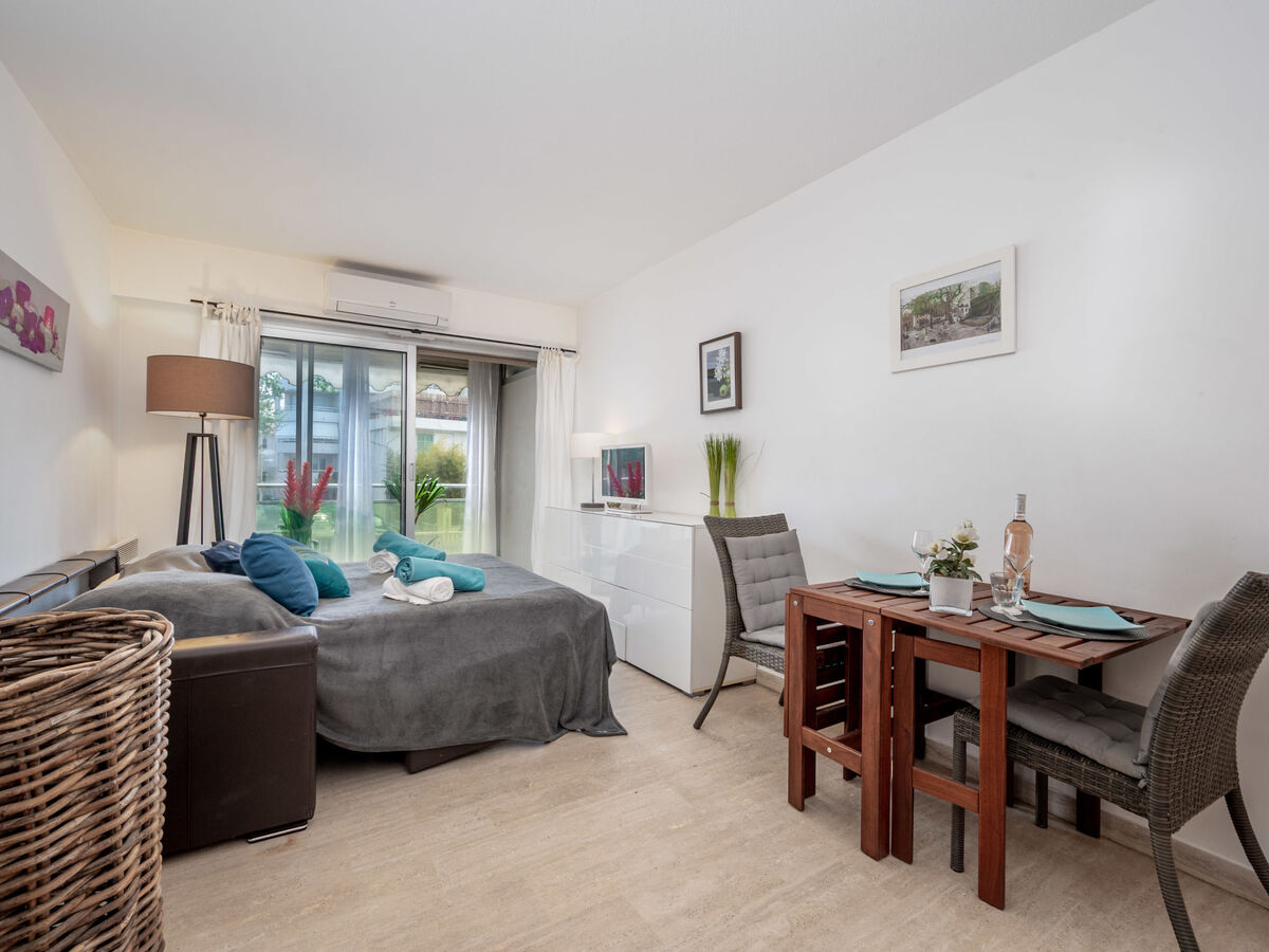 Studio 30 m² à Cannes, 250 m de la mer - Photo 9
