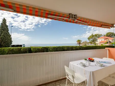 Location appartement à Saint Raphaël, Résidence Les Gemeaux