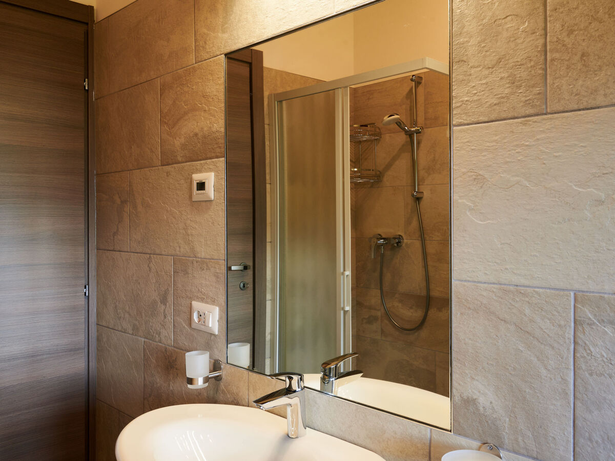 Dora Bellavista – appartement rénové vue lac, Stazzona - Photo 24