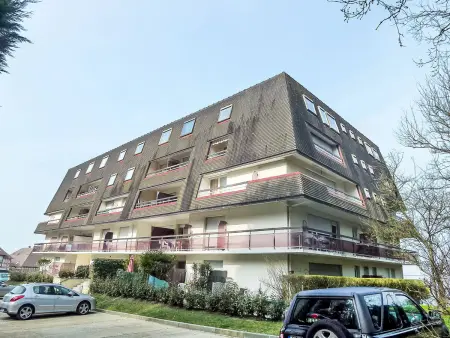 Appartement rénové à Trouville avec vue mer et terrasse : photo 16