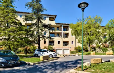 Appartement 6 personnes à Uzes - Photo 1