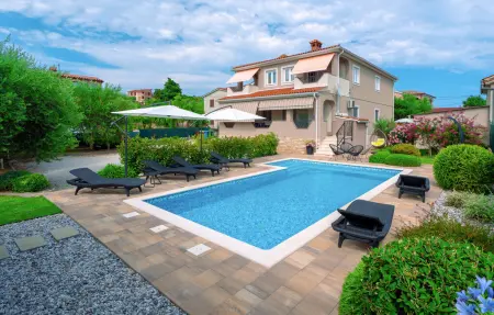 Location appartement à Pula