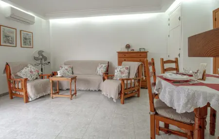 Appartement 2 chambres avec piscine commune à Torrevieja, à 600 m de la plage : photo 5