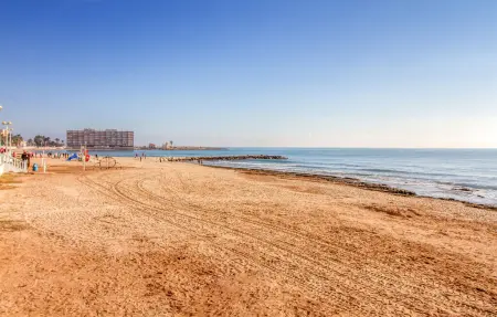 Appartement 2 chambres avec piscine commune à Torrevieja, à 600 m de la plage : photo 12
