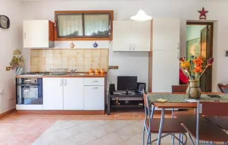 Mages, Appartement 5 personnes à Casteldaccia - Photo 2