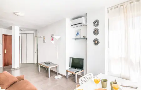 Beautiful apartment with pool, Appartement 4 personnes à Torrox Costa - Photo 2