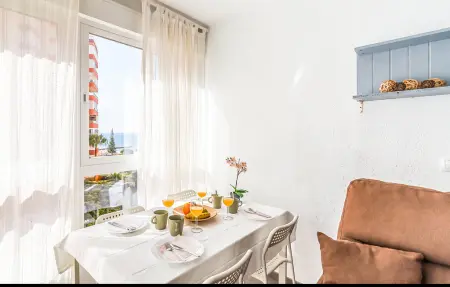 Beautiful apartment with pool, Appartement 4 personnes à Torrox Costa - Photo 4