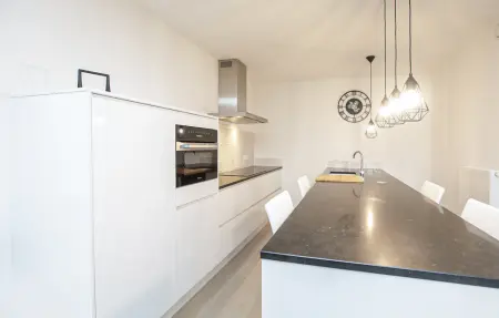 Residentie Crystal : appartement vue mer à Ostende, piscine et terrasse : photo 4