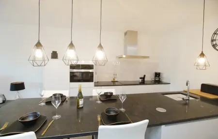 Residentie Crystal : appartement vue mer à Ostende, piscine et terrasse : photo 15