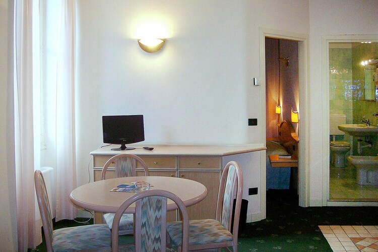 Villa Residence Miramare, 1 chambre à Imperia - Photo 4