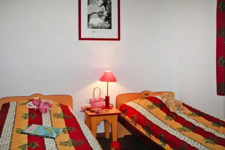 Maison 3 pièces Cassen, piscine et calme champêtre : photo 18