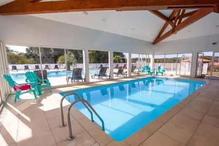 Maison 3 pièces Cassen, piscine et calme champêtre : photo 36