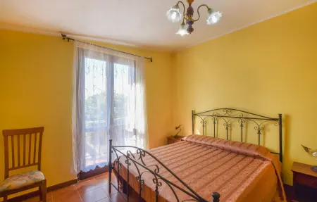 Appartement 2 personnes à Ricadi : photo 8