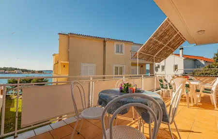 Location appartement de vacances à Brodarica