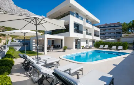 Location appartement à Baska Voda