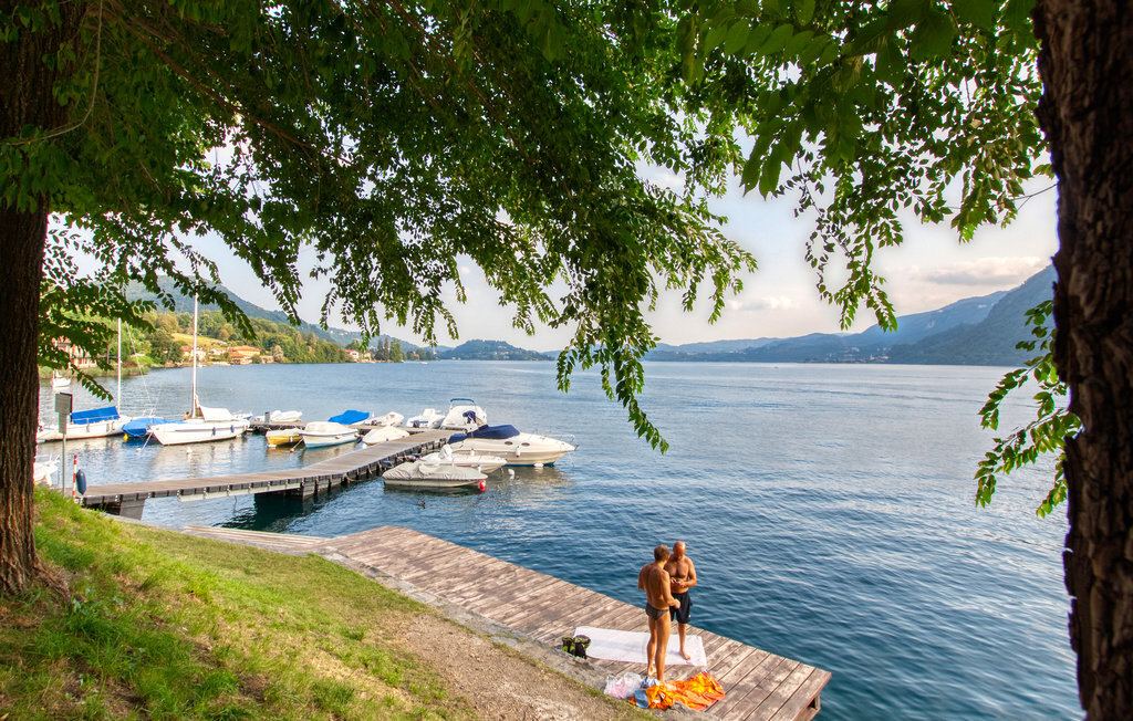 Appartement 50 m² avec piscine, vue lac et montagne - Photo 8