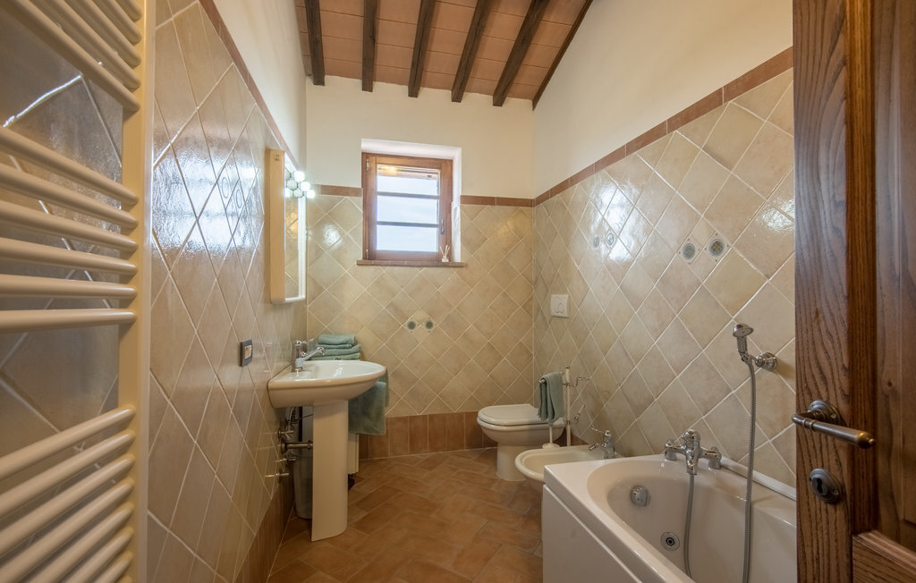 Appartement en pierre avec terrasse et piscine, Castelmuzio - Photo 26