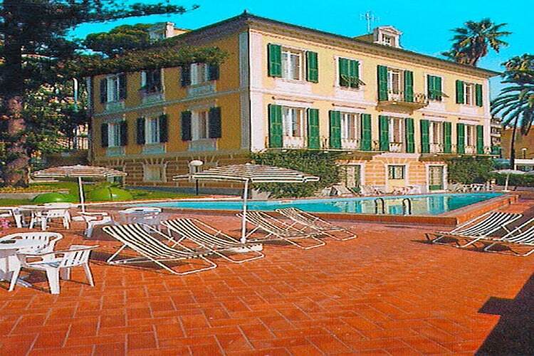 Villa 19ème siècle à Imperia, piscine et parc centenaire - Photo 2