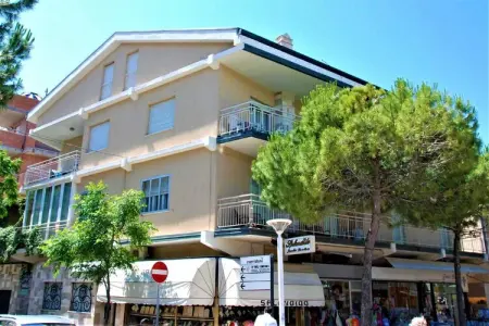 Location appartement à Cattolica, Évasion dans le centre de Cattolica