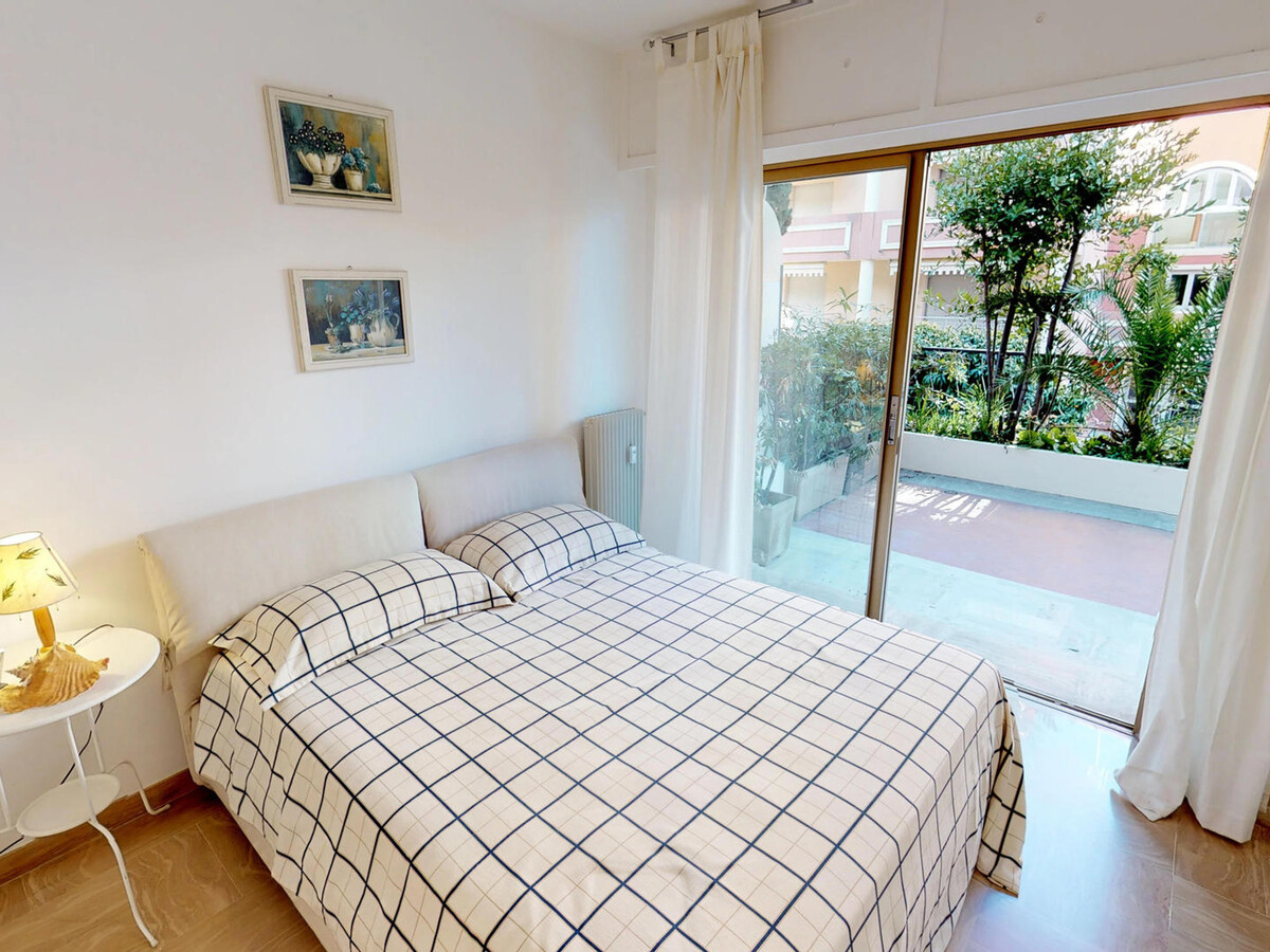 Appartement 2P rez-de-chaussée, terrasse et garage à Menton - Photo 5