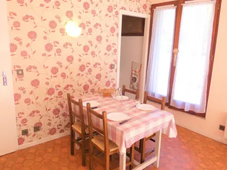 T2 avec balcon est-ouest et garage à Saint-Lary-Soulan : photo 6