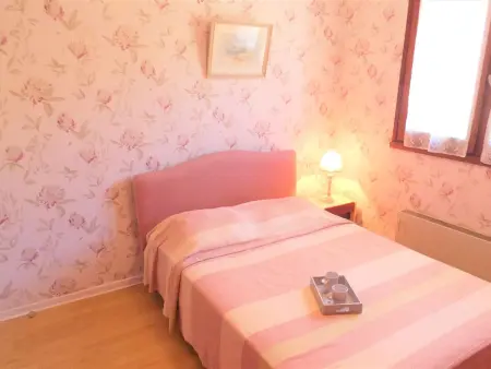 T2 avec balcon est-ouest et garage à Saint-Lary-Soulan : photo 9