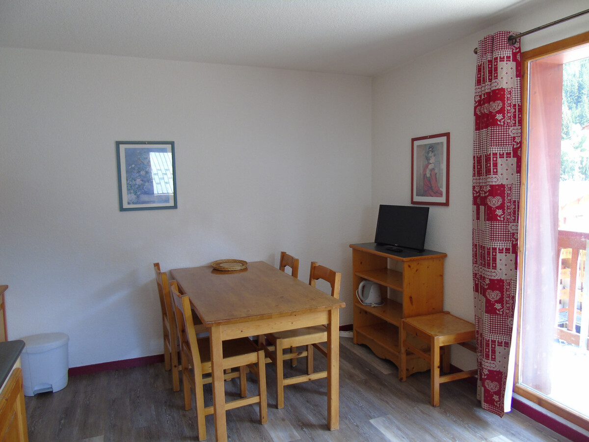 Appart 6 pers. Valfréjus, 50m écoles ski, balcon sud - Photo 4