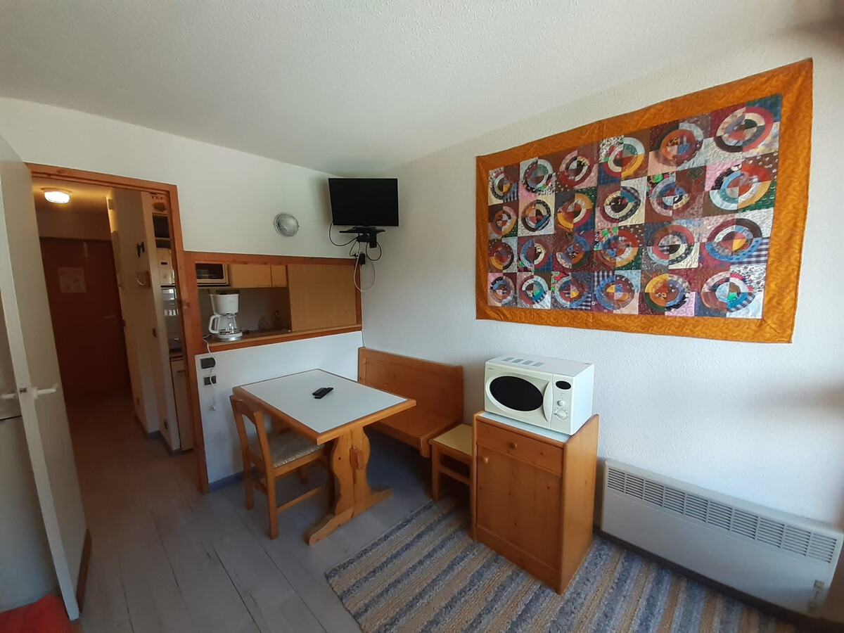 Studio 19m² Valfréjus, 100m télécabine, balcon ouest - Photo 2