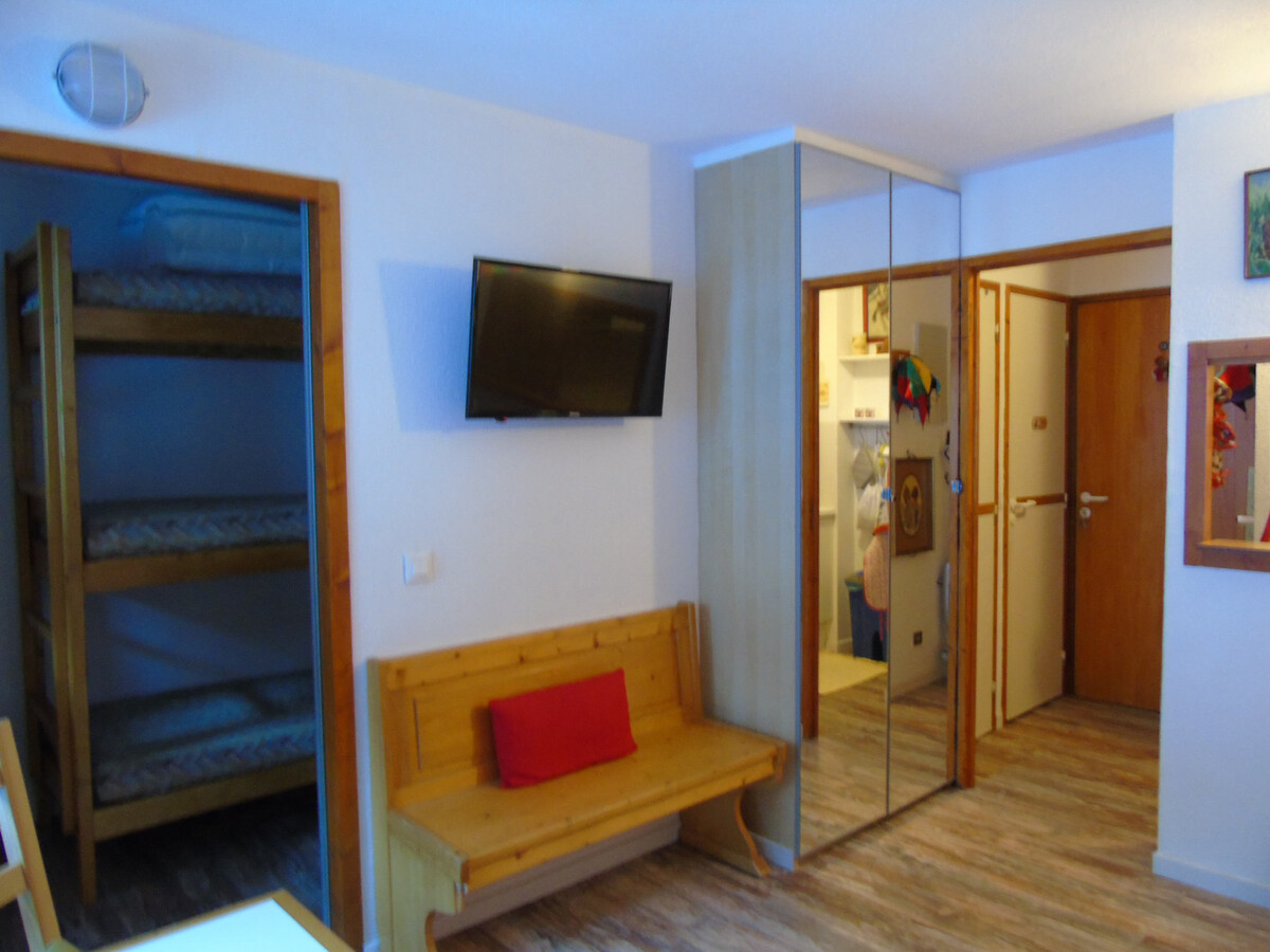 Studio 4 pers avec cabine à Valfréjus, 100m télécabine - Photo 4